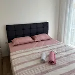 Eos Villa *